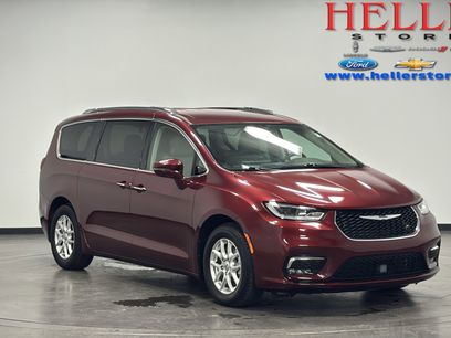 Used 2021 Chrysler Pacifica Touring-L