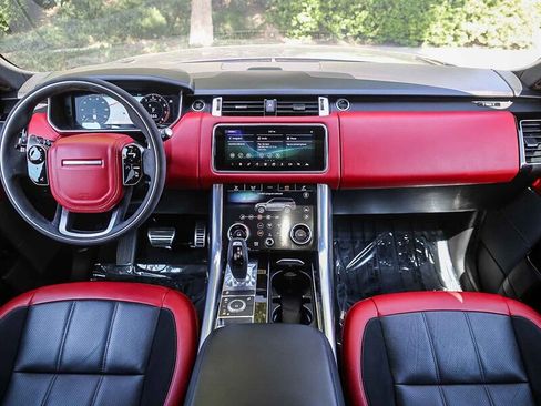 Used 2021 Land Rover Range Rover Sport HST image 17