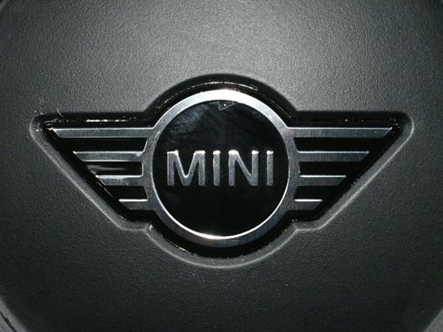 Used 2023 MINI Cooper S w/ MINI Resolute Edition image 31