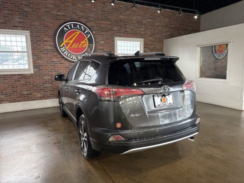 Used 2016 Toyota RAV4 XLE image 16
