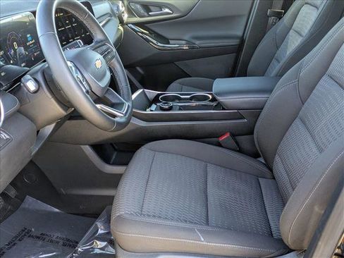 Used 2026 Chevrolet Equinox LT w/ Safety and Technology Package image 16