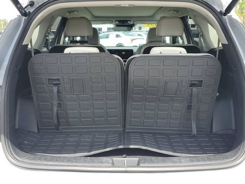 Certified 2025 Kia Sorento EX w/ Panoramic Sunroof Package image 6