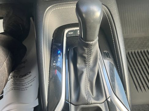 Certified 2022 Toyota Corolla SE w/ SE Preferred Package image 9