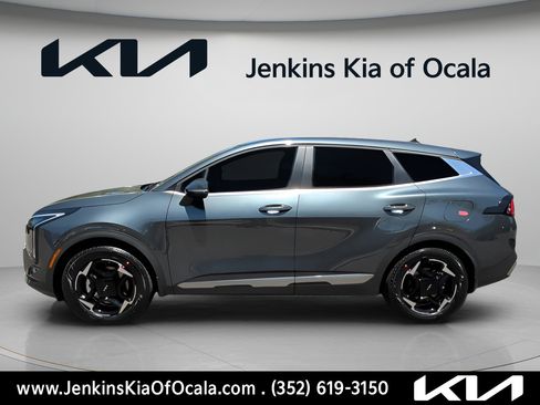 New 2026 Kia Sportage EX FWD image 9