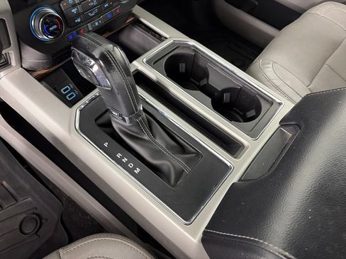Used 2018 Ford F150 Lariat w/ Equipment Group 502A Luxury AWD/4WD image 22