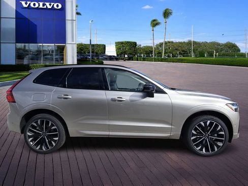 New 2026 Volvo XC60 B5 Ultra w/ Protection Package Premier image 8