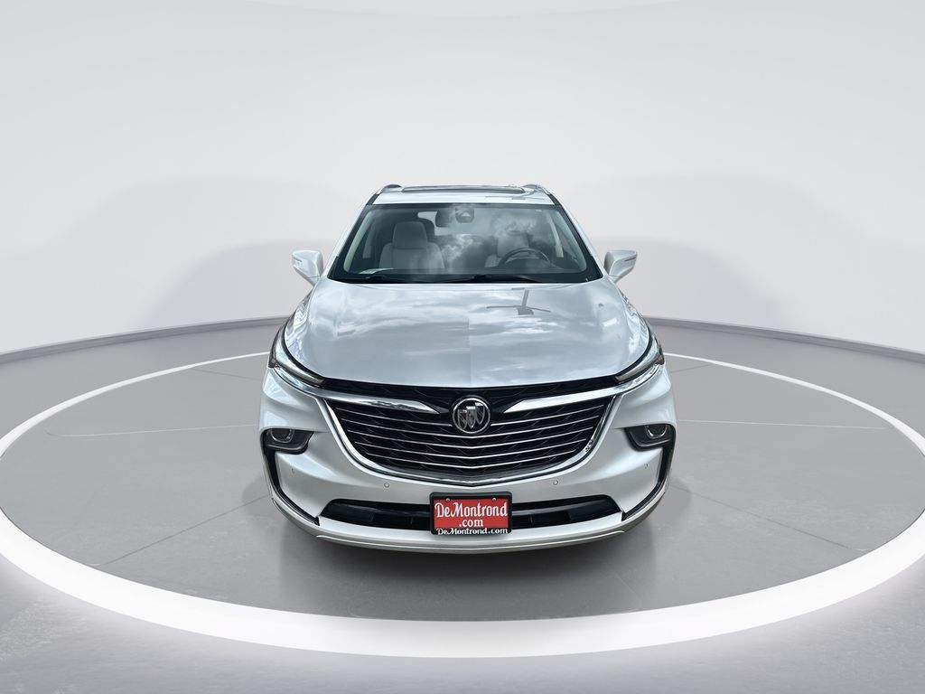 Used 2023 Buick Enclave Essence w/ Experience Buick Package FWD image 3