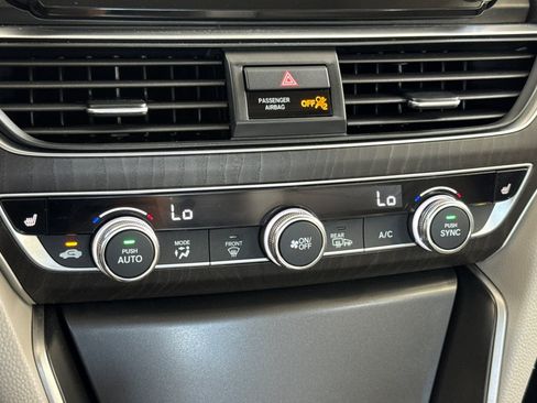 Used 2018 Honda Accord EX-L image 25