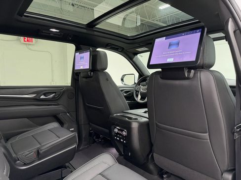 Used 2024 GMC Yukon XL Denali w/ Advanced Technology Package RWD image 14