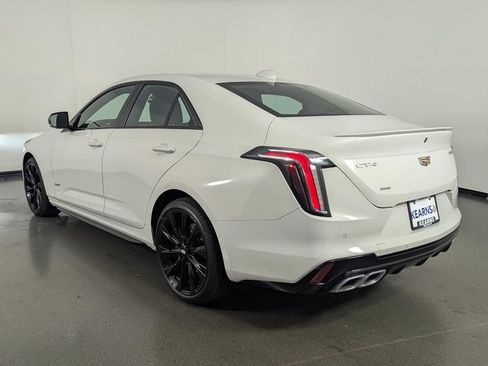 Used 2022 Cadillac CT4 V image 6