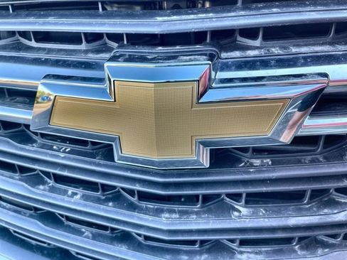 Used 2022 Chevrolet Traverse LS FWD image 31