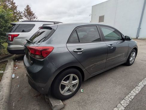 Used 2020 Kia Rio S w/ Technology Package image 6