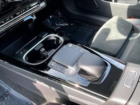 Used 2023 Mercedes-Benz CLA 250 4MATIC image 13