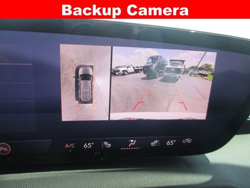 Certified 2025 Buick Enclave Sport Touring FWD image 17