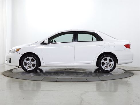 Used 2012 Toyota Corolla LE w/ Premium Pkg image 4