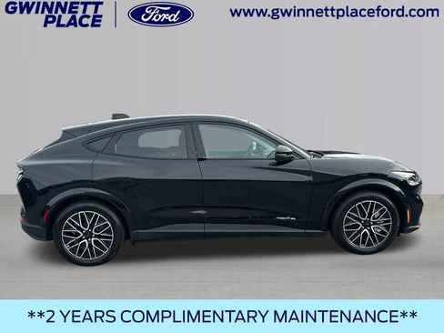 Certified 2025 Ford Mustang Mach-E Premium AWD/4WD image 4
