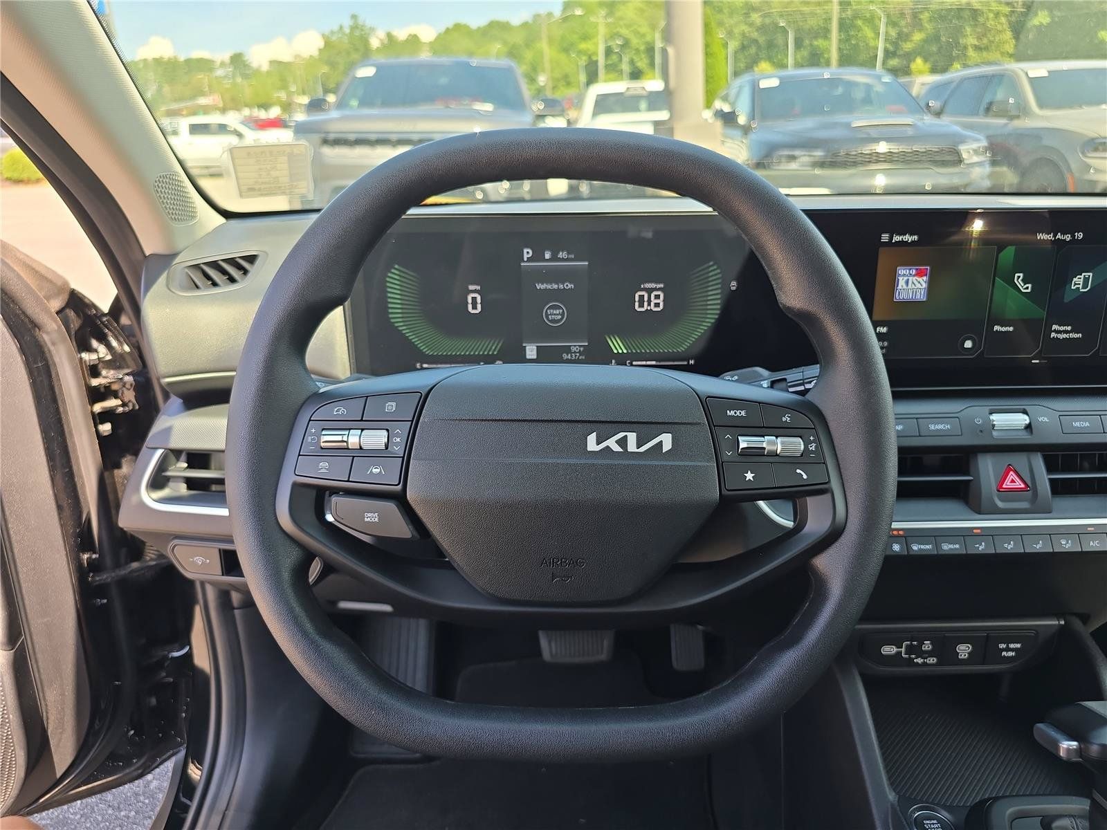 Used 2025 Kia K4 FWD image 30