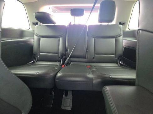 Used 2025 Ford Expedition Active AWD/4WD image 12