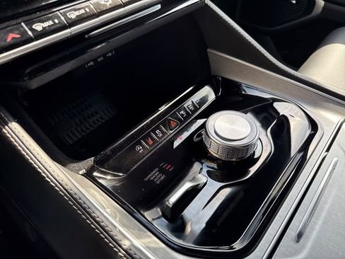 New 2026 Jeep Grand Wagoneer Limited AWD/4WD image 20