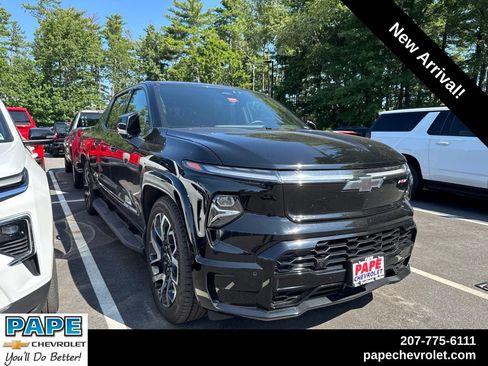 Used 2024 Chevrolet Silverado EV RST AWD/4WD image 1