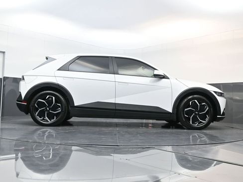 Certified 2024 Hyundai Ioniq 5 SEL image 21