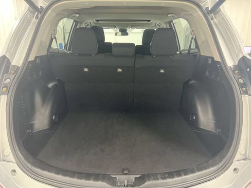 Used 2017 Toyota RAV4 XLE AWD/4WD image 24