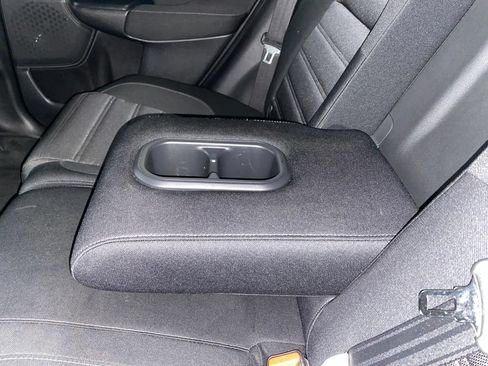 Used 2019 Honda CR-V LX image 27
