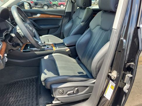 Used 2021 Audi Q5 Prestige image 13