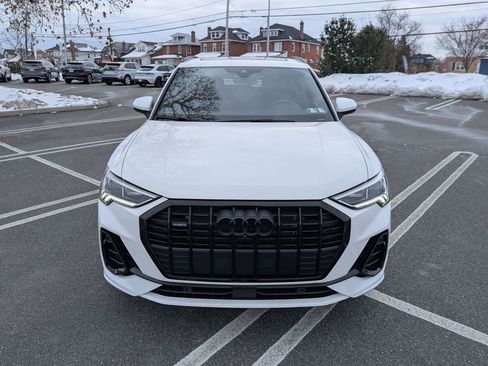 Certified 2023 Audi Q3 2.0T Premium Plus w/ Premium Plus Package image 2