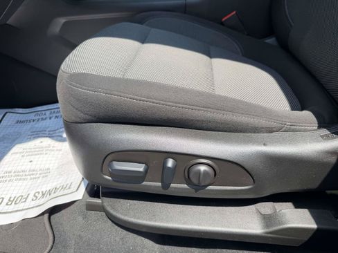 Certified 2023 Chevrolet Traverse LT AWD/4WD image 16