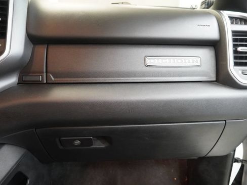 Used 2020 RAM 1500 Big Horn AWD/4WD image 38