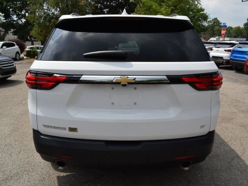 Used 2023 Chevrolet Traverse LT FWD image 8