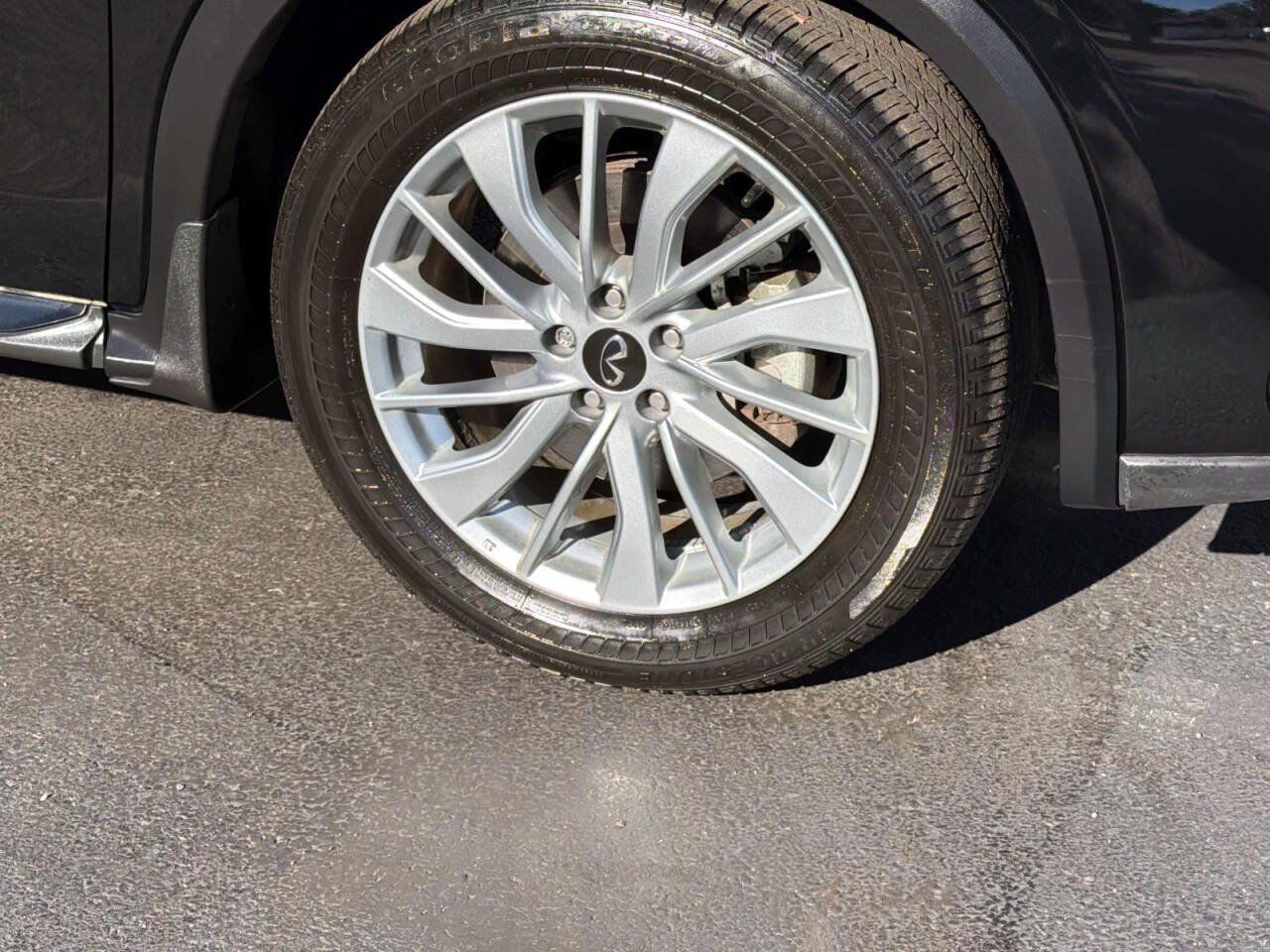 Used 2023 INFINITI QX50 Luxe AWD/4WD image 7