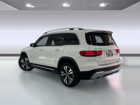New 2026 Mercedes-Benz GLB 250 image 3