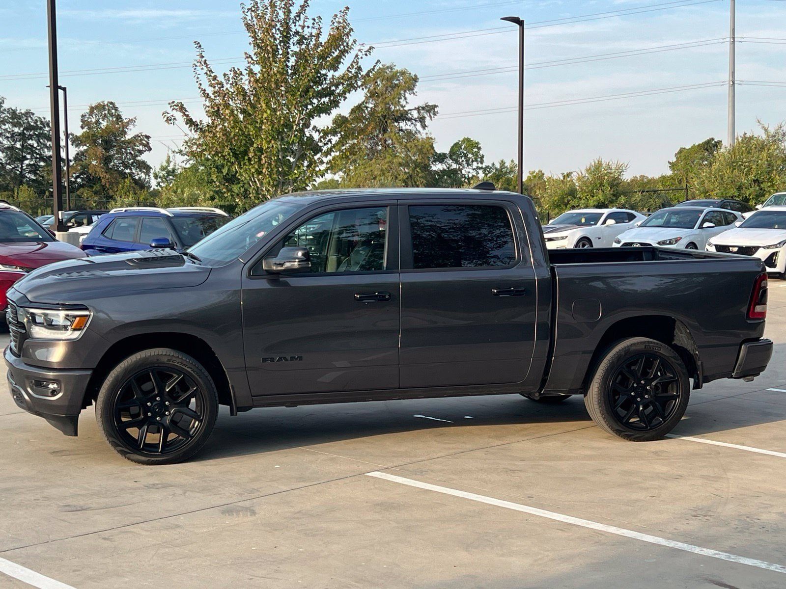 Used 2024 RAM 1500 Laramie AWD/4WD image 12