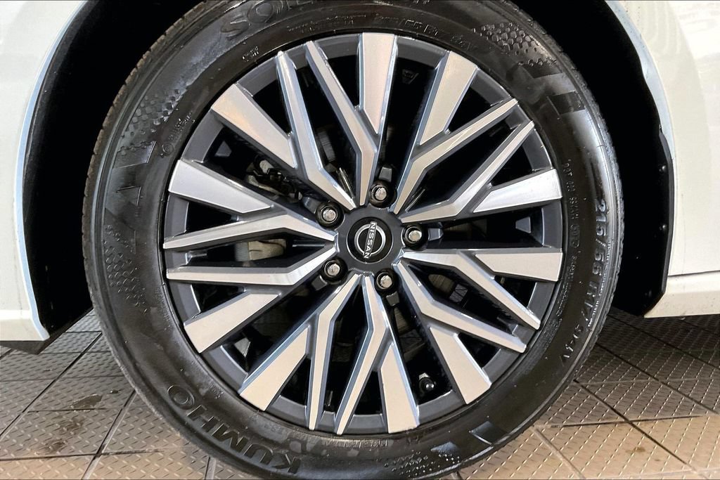 Used 2025 Nissan Altima 2.5 SV AWD/4WD image 31