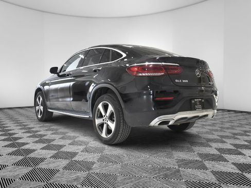 Used 2022 Mercedes-Benz GLC 300 4MATIC Coupe image 3