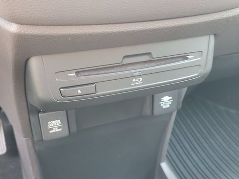 Used 2018 Honda Odyssey Elite image 28