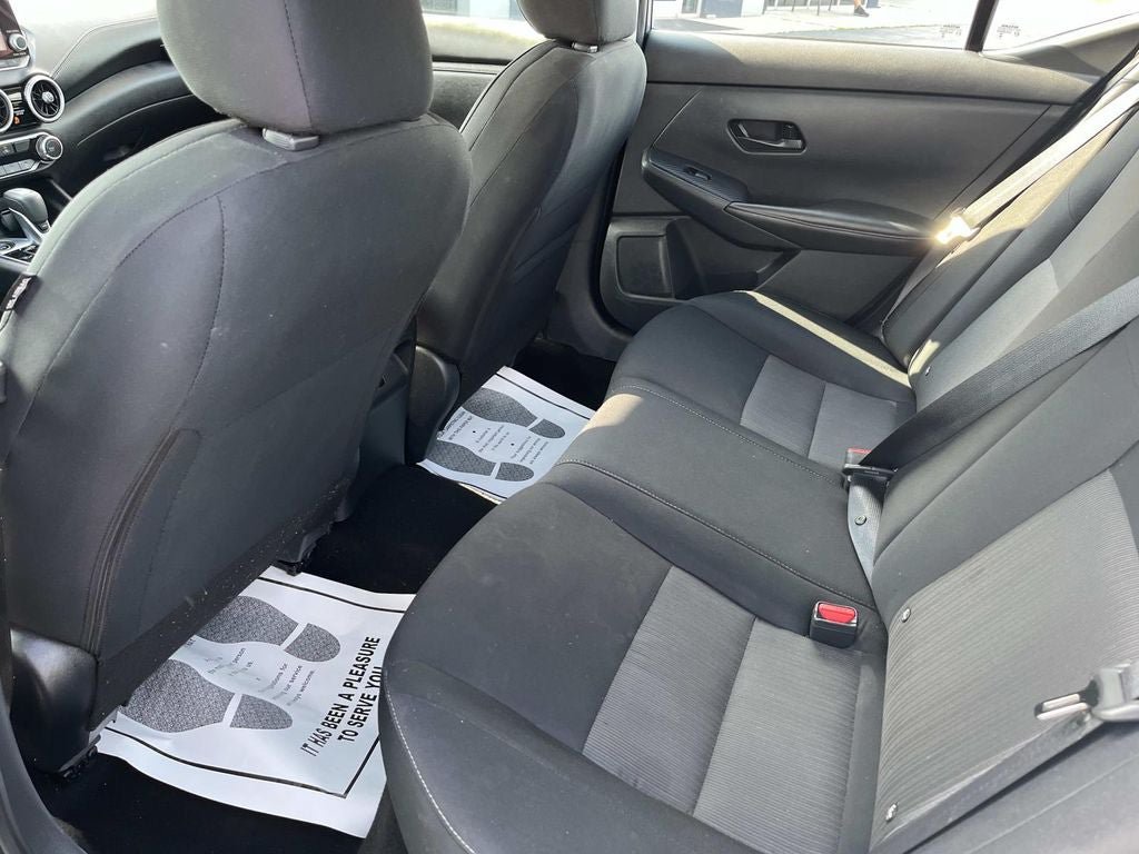 Used 2025 Nissan Sentra SV FWD image 17
