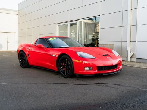 Used 2012 Chevrolet Corvette Grand Sport w/ 3LT Preferred Equipment Group image 23
