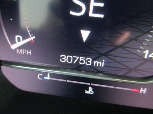 Certified 2025 GMC Sierra 2500 AT4 image 34