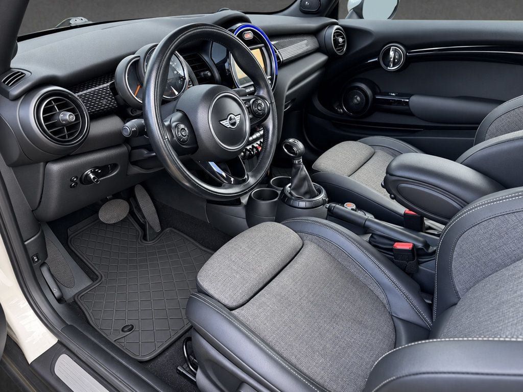 Used 2016 MINI Cooper S FWD image 5