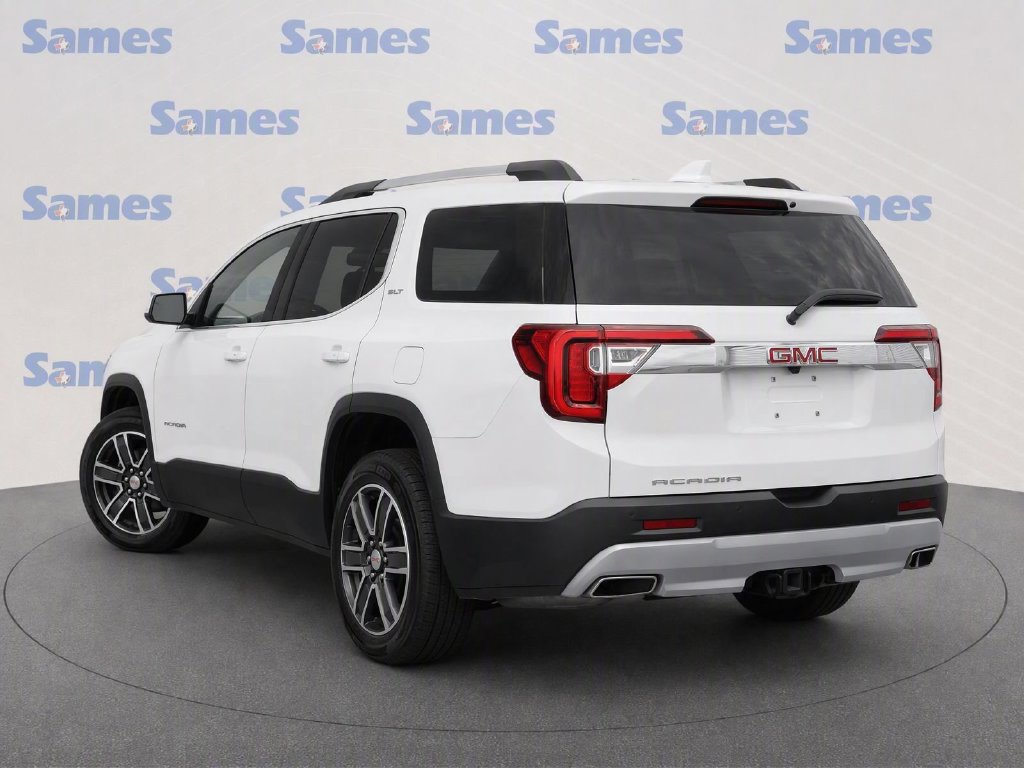 Used 2023 GMC Acadia SLT w/ Technology Package FWD image 4