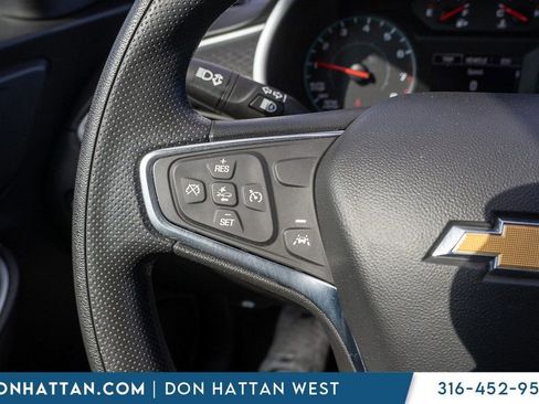 Used 2024 Chevrolet Malibu LT image 11