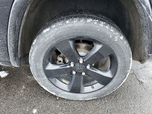 Used 2015 Jeep Grand Cherokee Altitude image 32