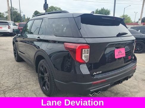 Used 2024 Ford Explorer ST w/ Technology Package AWD/4WD image 8