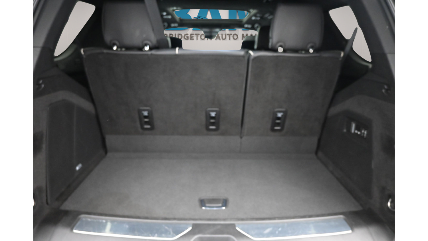 Used 2024 Cadillac Escalade V AWD/4WD image 31