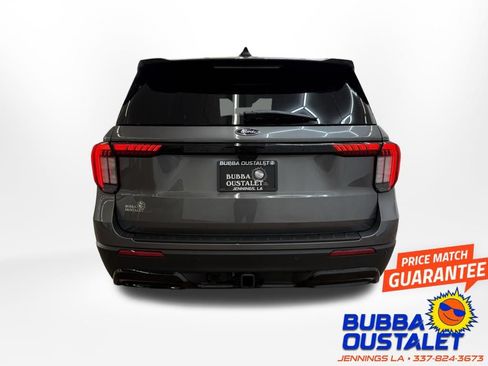 New 2026 Ford Explorer ST-Line w/ ST-Line Street Pack RWD image 4