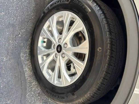 Used 2024 Ford Escape Active image 12