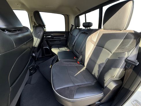 Used 2024 RAM 2500 Laramie image 16